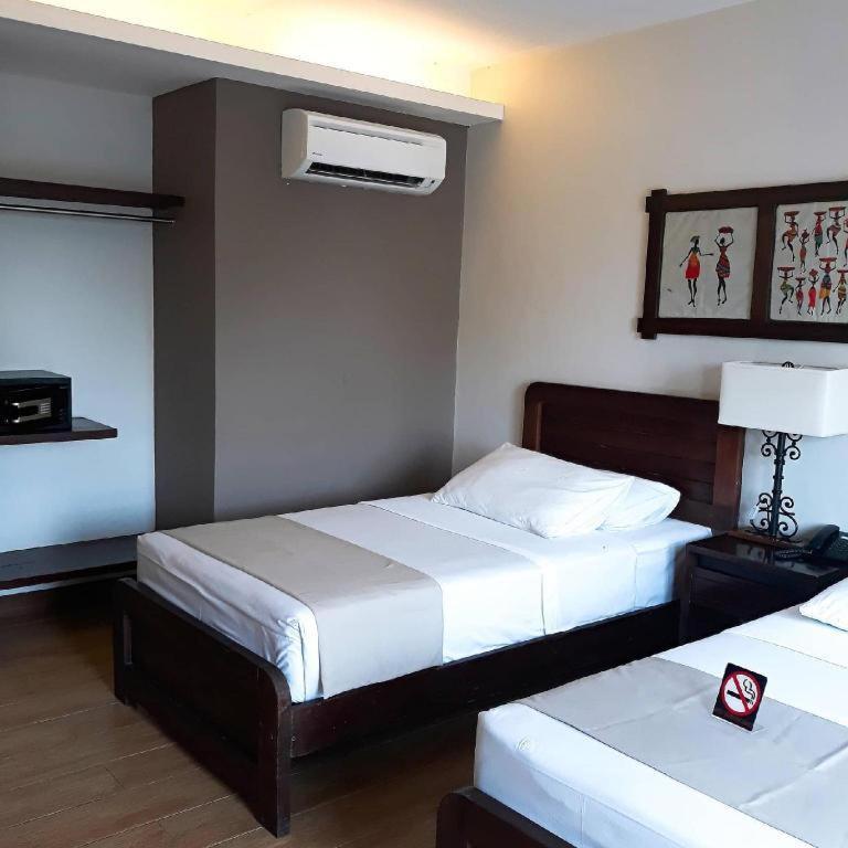Casa Rubin Hotel Dumaguete City Buitenkant foto